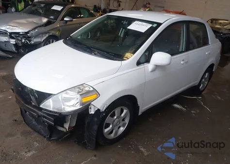 2008 Nissan Versa 1.8Sl z USA, uszkodzony, nr VIN 3N1BC11E28L351347